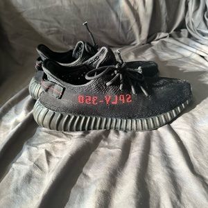 Yeezy boost 350 bred v2 size 12
